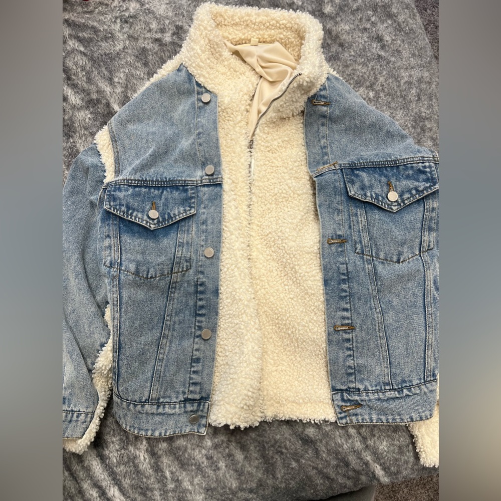 BlankNYC Jean jacket with Sherpa